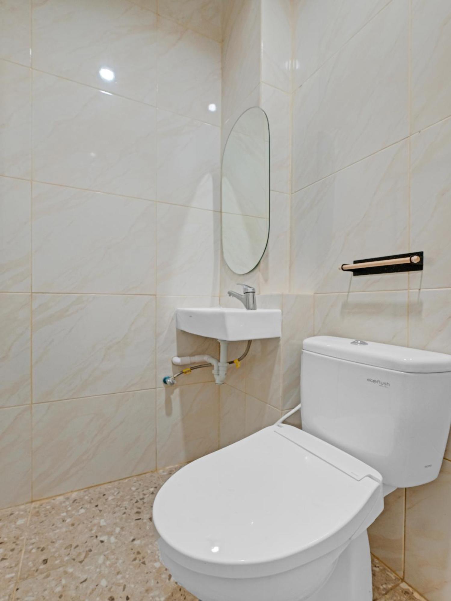 Homi Stay Surakarta  Екстер'єр фото